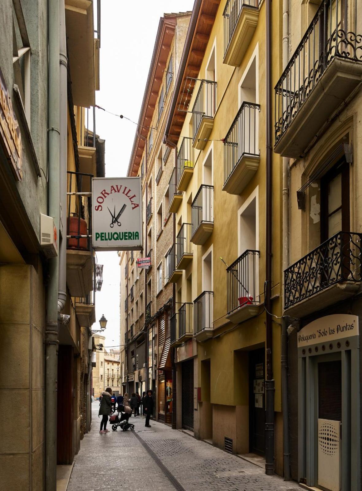 エステーリャApartamento Turistico Calle Nuevaアパートメント エクステリア 写真